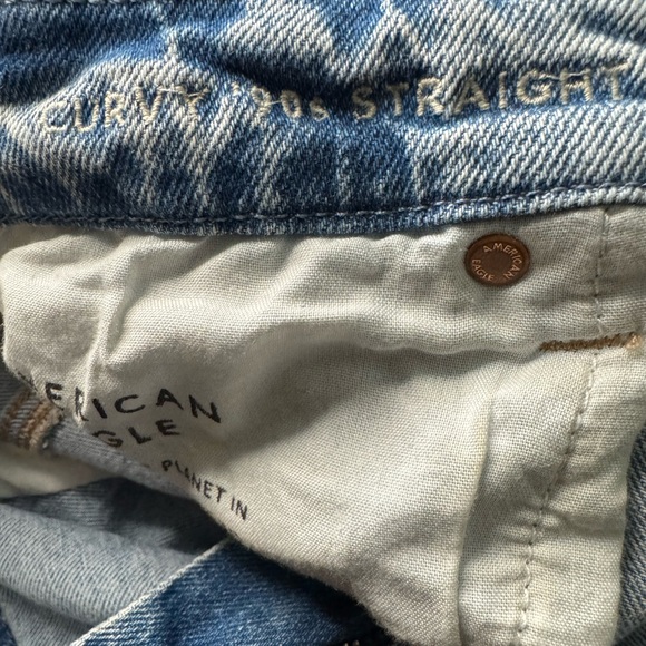 American Eagle Curvy 90s Straight Stretch Distressed Jeans Size 16 Long - Picture 4 of 6
